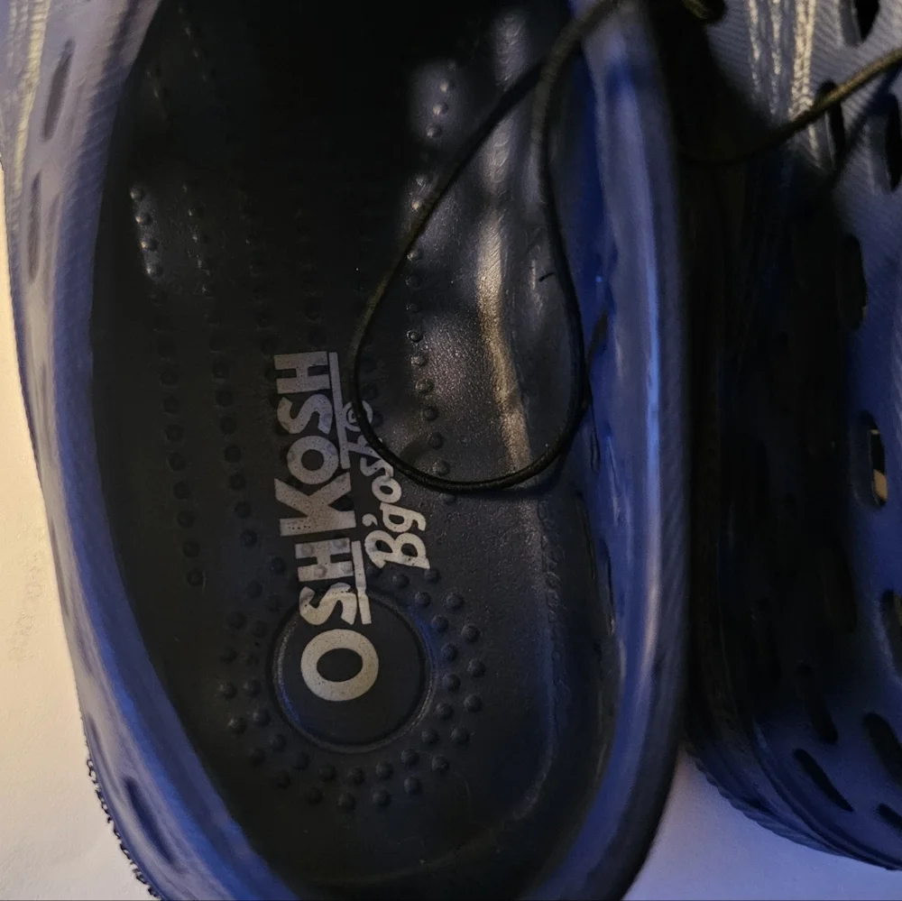 OshKosh B'gosh Kids Blue Water Shoes